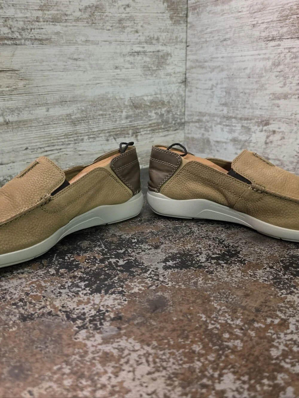 Mens Clarks Collection Loafers Shoes Sz 9 Used Brown Nubuck Leather